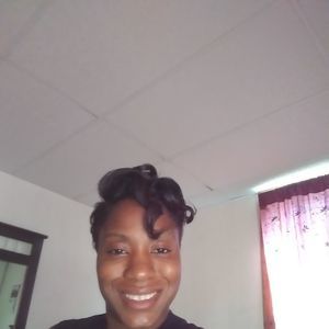 Meet your Posher, Kisha